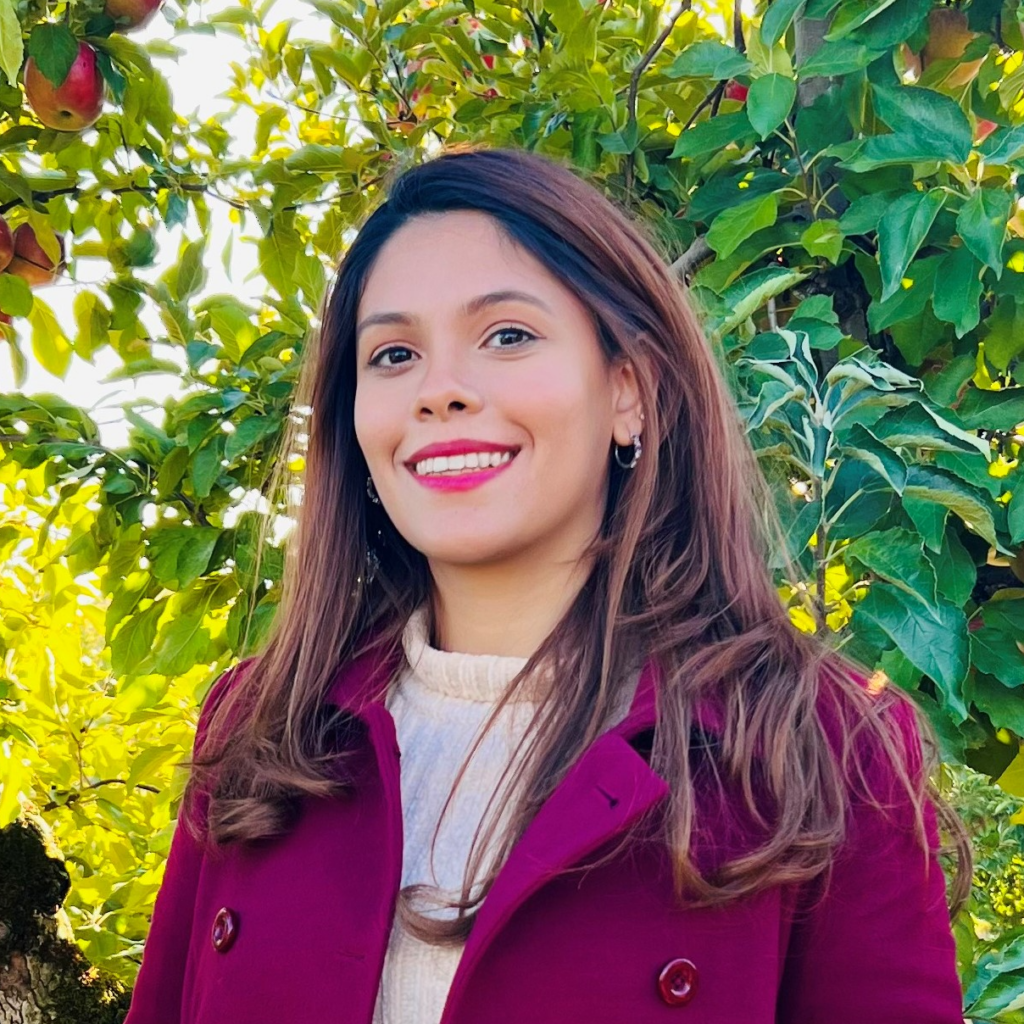 Headshot of Zainab Imran, previous SLC President at ASPIRE.